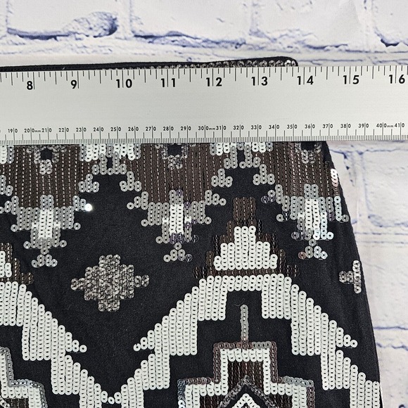 Express Sequin Aztec Printed Mini Skirt Black White WOMENS SIZE XS - Picture 2 of 9